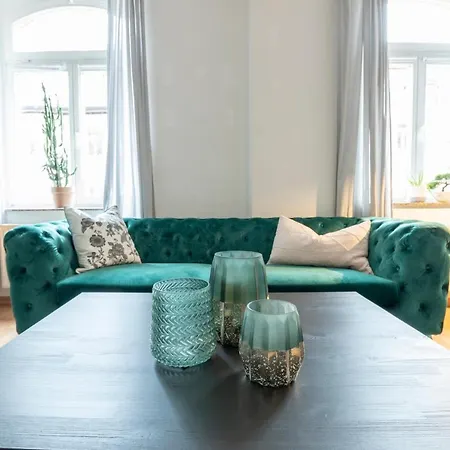 Mittendrin, Tolles Balkon-apartment شقة اتسوكو