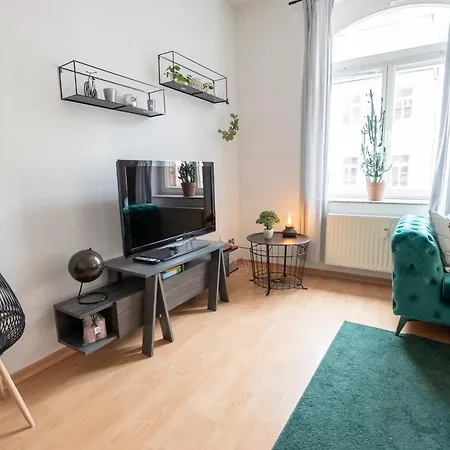 Mittendrin, Tolles Balkon-apartment Apartamento Zwickau