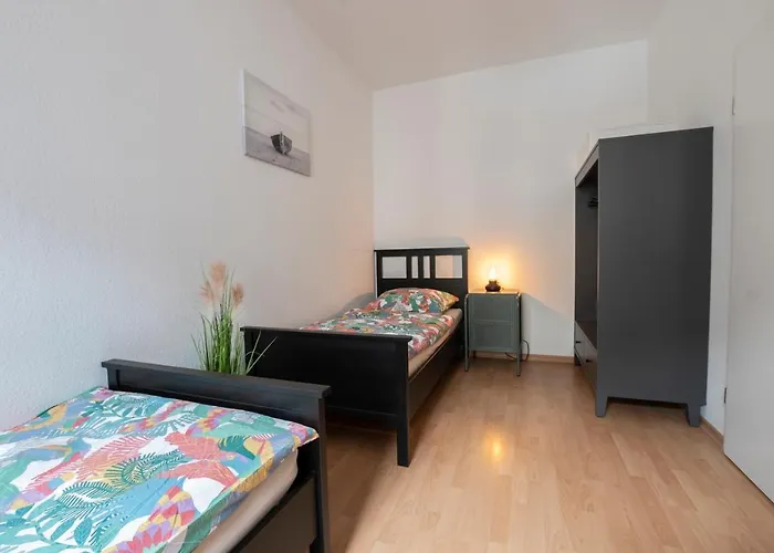 Mittendrin, Tolles Balkon-apartment * اتسوكو