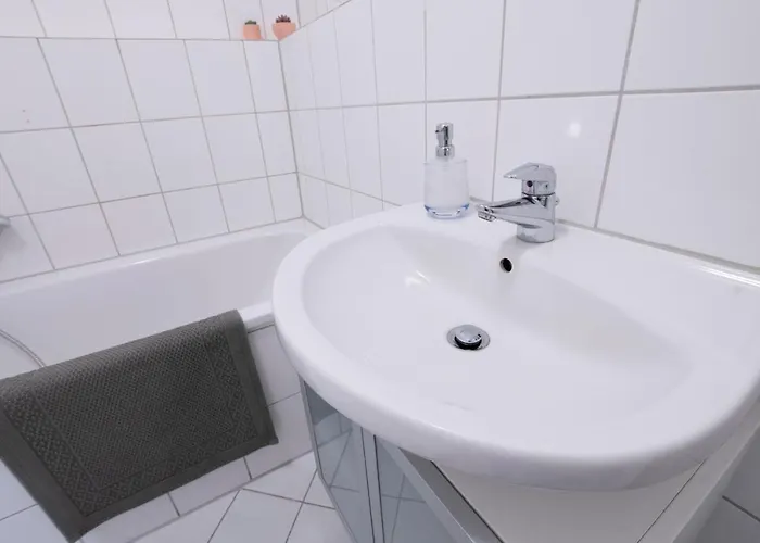 Mittendrin, Tolles Balkon-apartment شقة اتسوكو