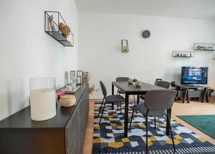 Mittendrin, Tolles Balkon-apartment